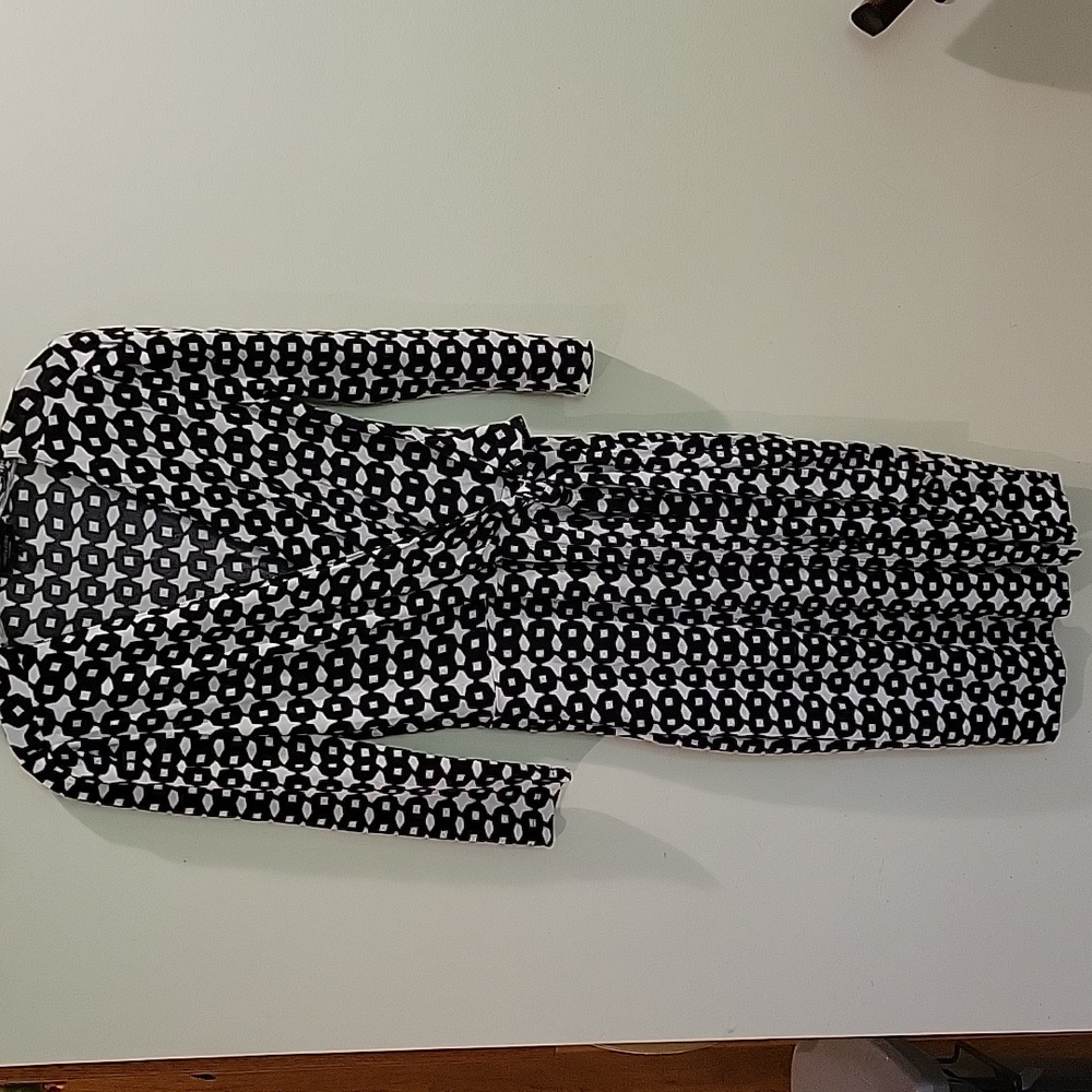 Black & White Geometric Wrap Dress - Women's